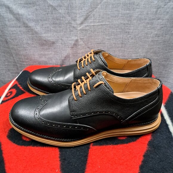 Size 10.5M men Cole Haan Men's Original Grand Oxford Color Black - Picture 1 of 11
